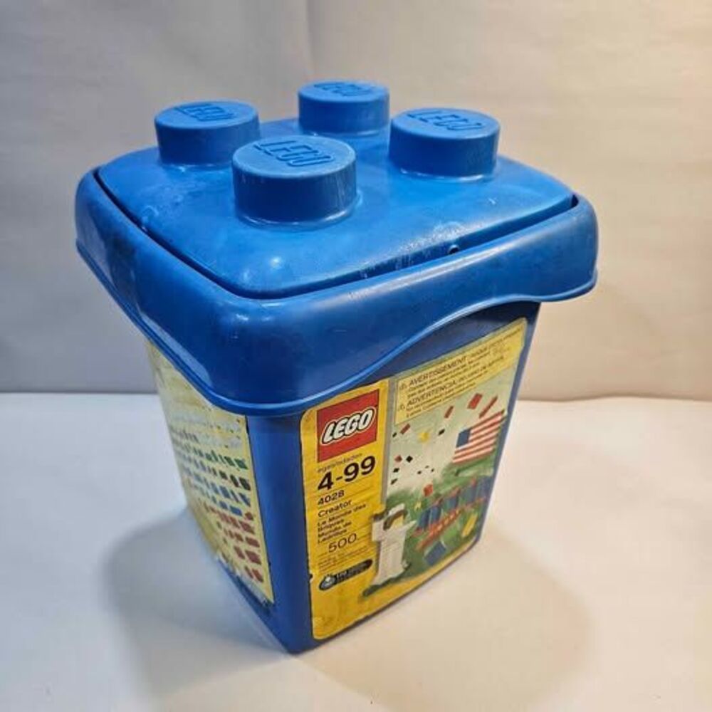 LEGO Creator 4028 Blue Bucket 500 Pieces